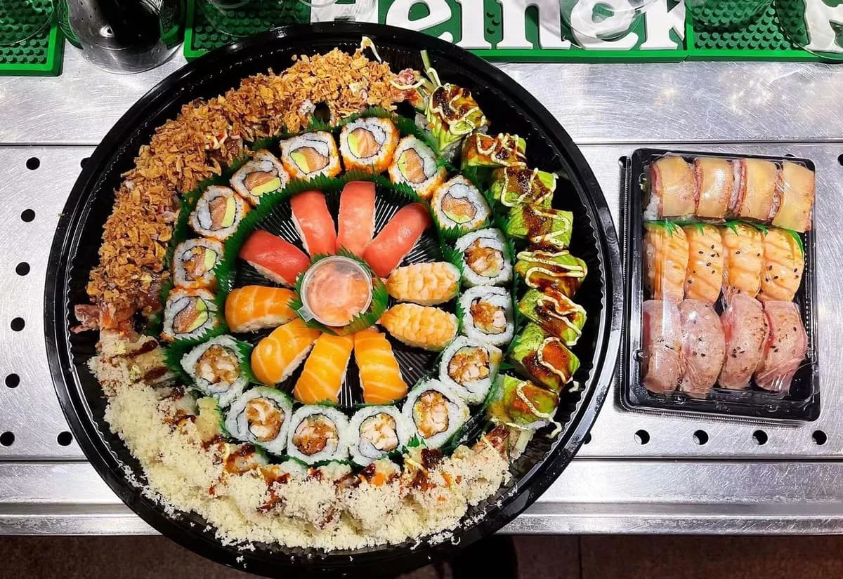 Sasaki Party Box C — assortiment sushi